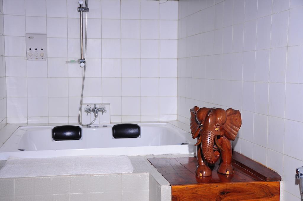 Boulder Garden Hotell Kalawana Rom bilde